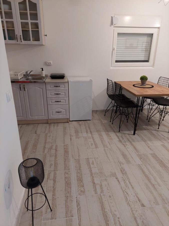 Apartmani.Sutomore Εξωτερικό φωτογραφία