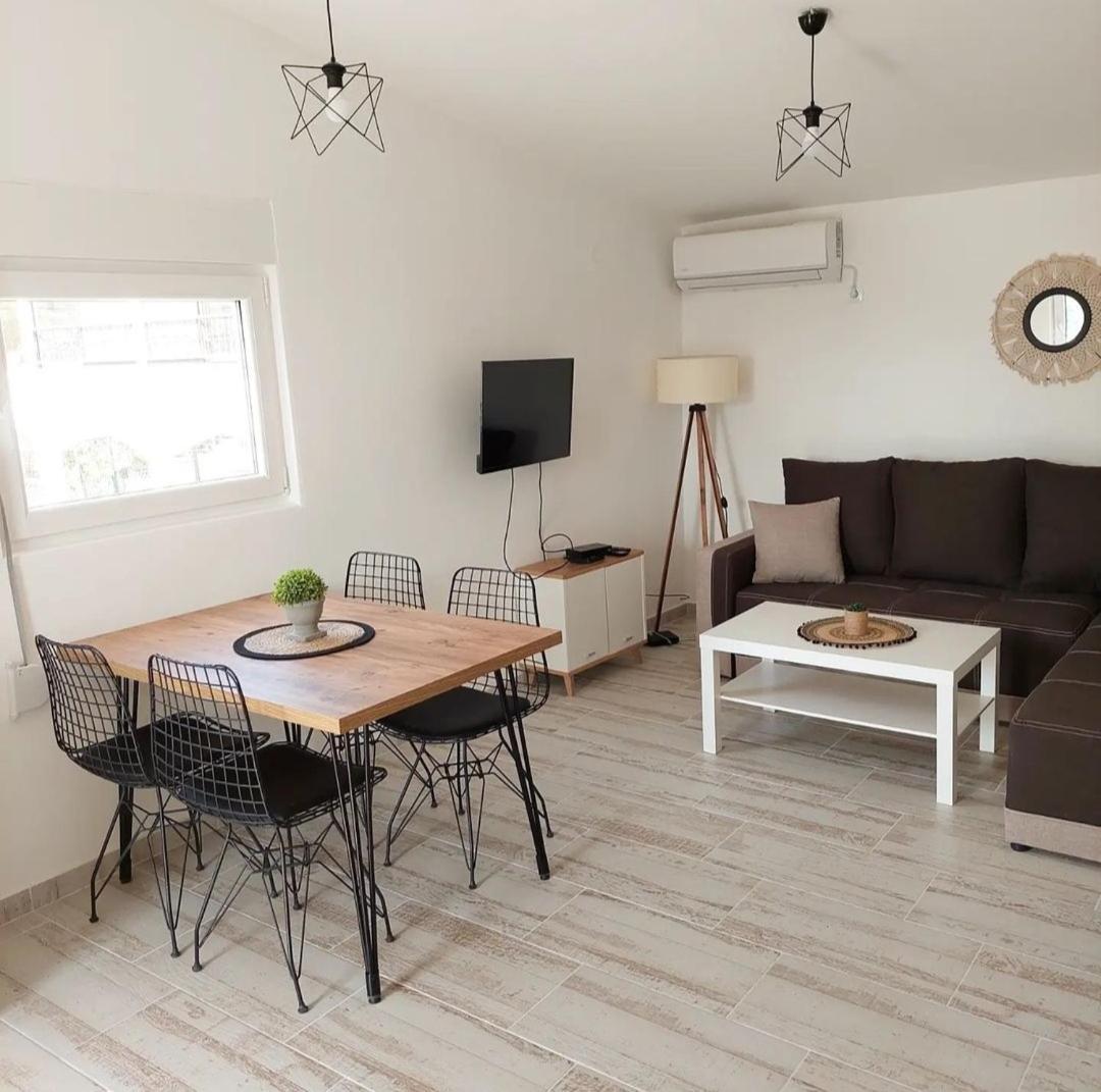 Apartmani.Sutomore Εξωτερικό φωτογραφία